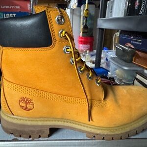Timberland Men's Yellow and Black Boots
